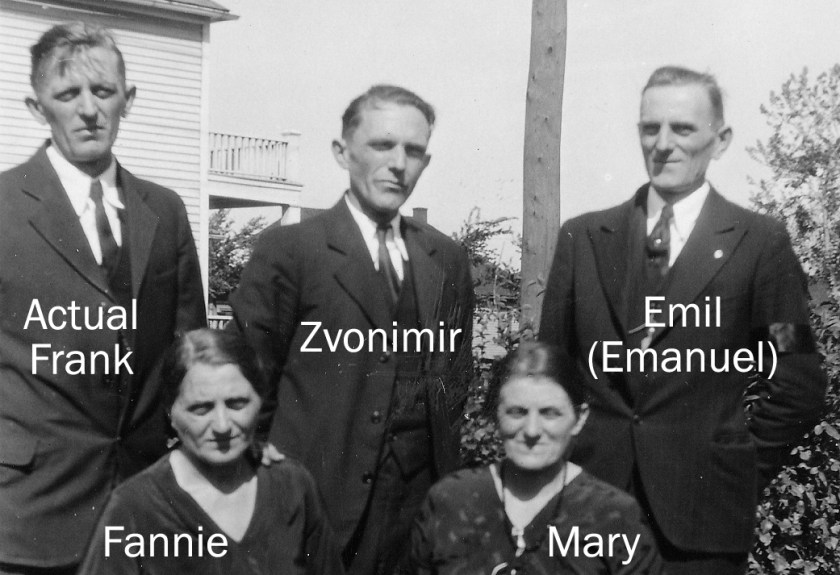 Brothers and sisters in the 1930s, at the funeral for Fannie's son.